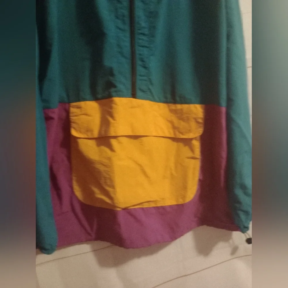 Colorblock Windbreaker Jacket - Picture 2 of 7